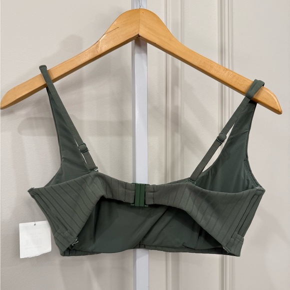 NWT Sea Level Swim Bikini Top - Picture 2 of 6